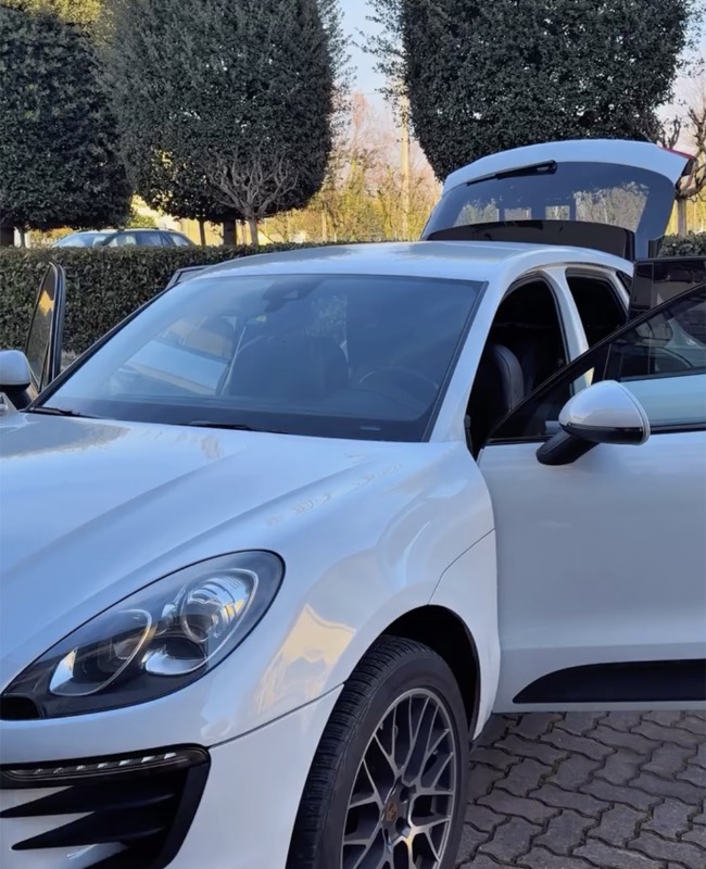 Porsche Macan bianca